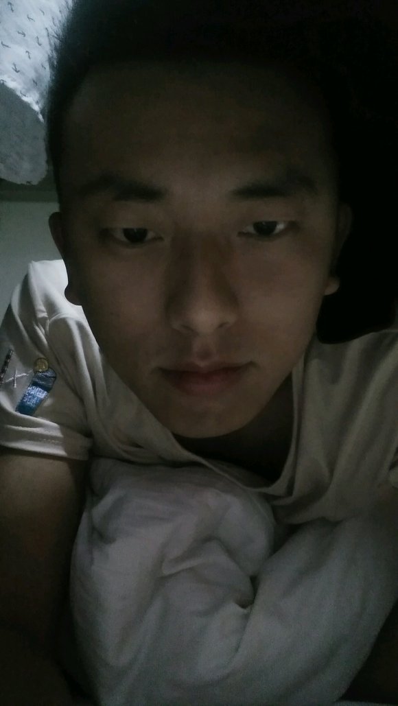 ”刚刚打开那种网站，差点要破戒，心里面的潜意识一直在喊着我，我