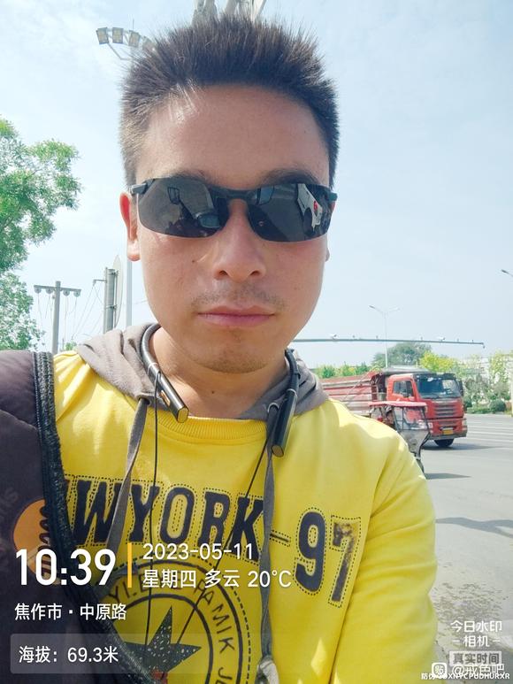 ”坚持戒色,坚持跑步,晨跑打卡11公里,加油