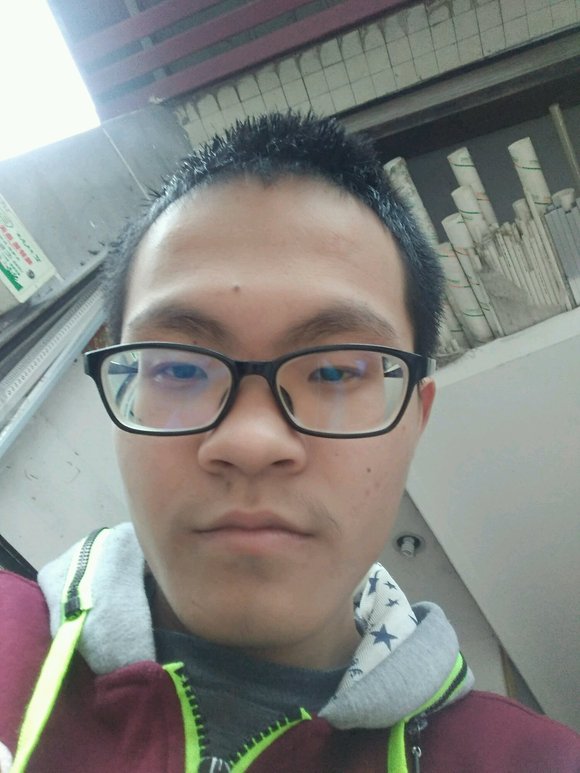 ”我戒色2个月了，大家帮忙看看变化。说出真实的想法。。。。。。