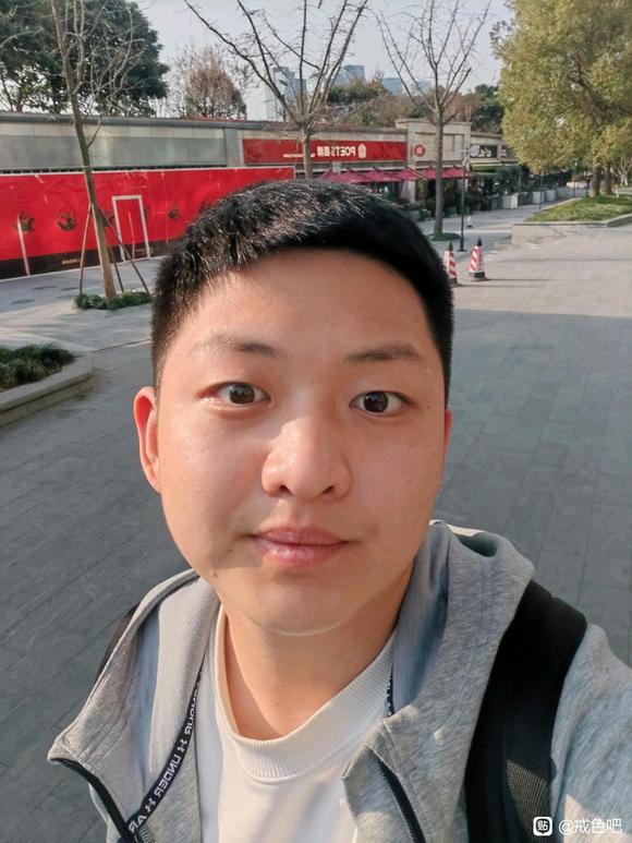 ”感恩，戒色真的越来越好了