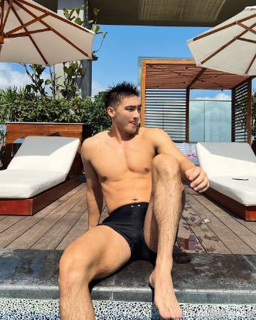 ”晒晒太阳了#戒色吧