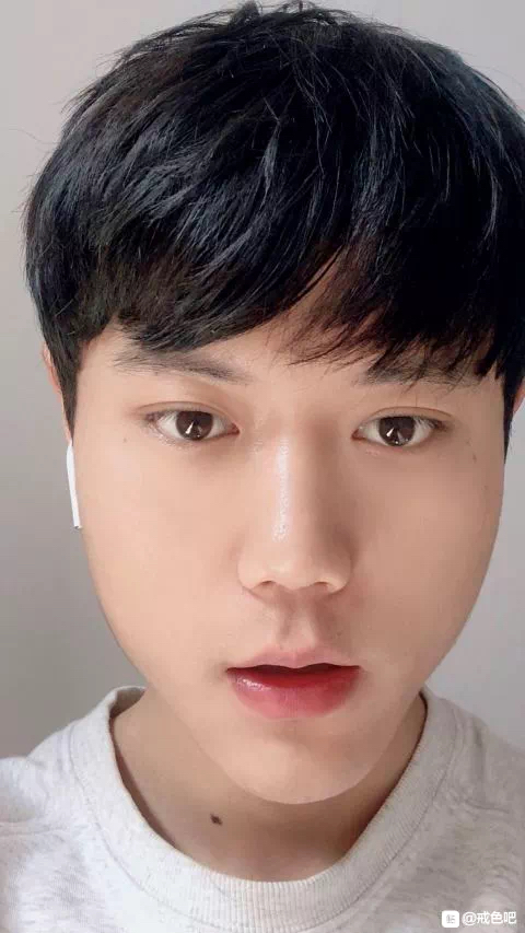 ”戒色三个半月，脸上干净了，精神也好了（图片对比）