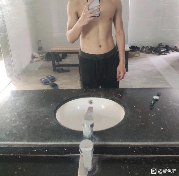 ”像我这种瘦不拉几，怎么才能增肌，黑眼圈怎么消除