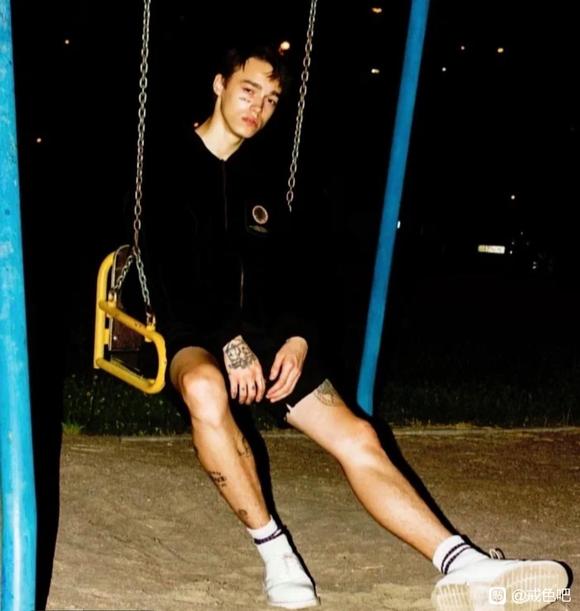 ”来点戒哥表情包好么