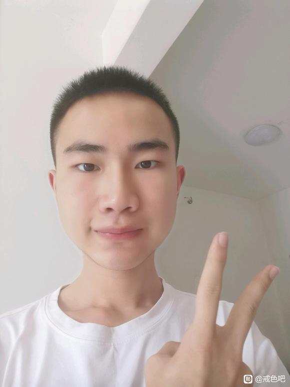 ”戒色一年，如图