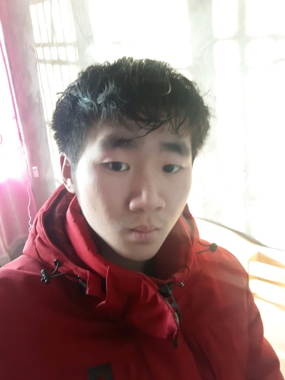 ”本人重度神经症患者，与人对视恐惧，无法与人正常交流，求帮助！