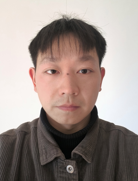 ”自我成长后的自我对比。5年半的变化，我自己都笑了~