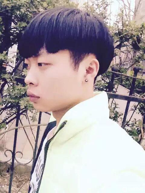 ”喜欢丝袜怎么能戒除一想到就控制不住手淫