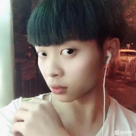 ”喜欢丝袜怎么能戒除一想到就控制不住手淫