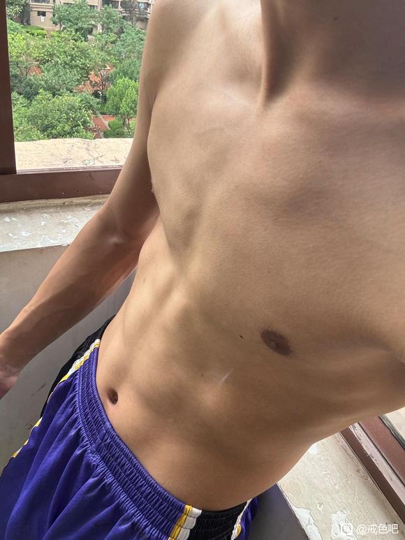 ”#微信看病卖药是假的#重整旗鼓开始戒色。