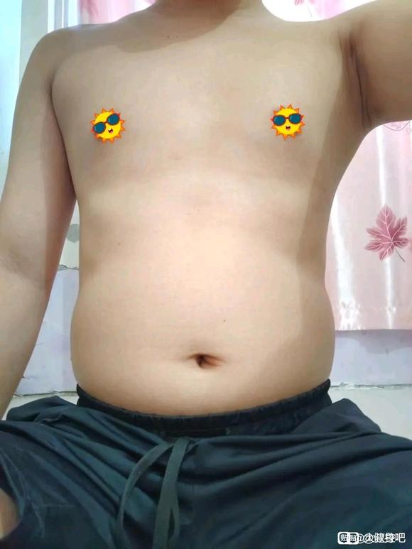 ”对自己的身材感到焦虑了