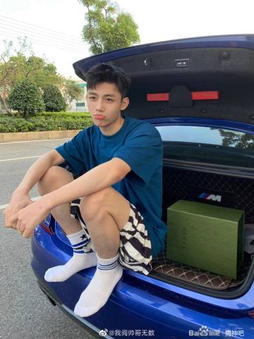 ”白发被两鬓，肌肤不复实#戒色吧