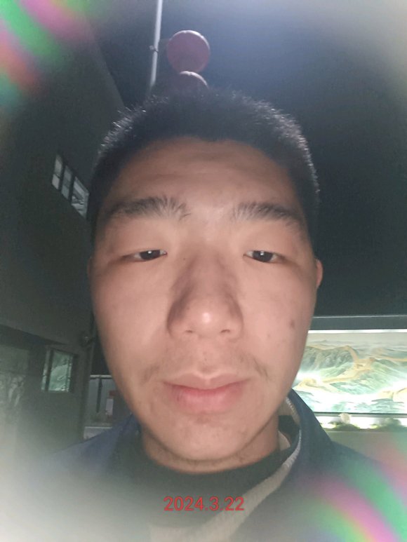 ”记录相貌吧，每天晚上拍照