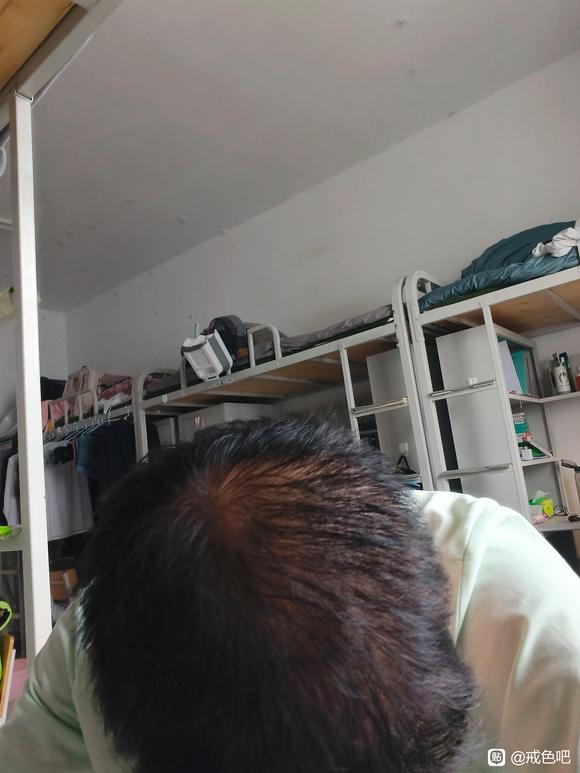 ”21岁，大一从初中就开始sy